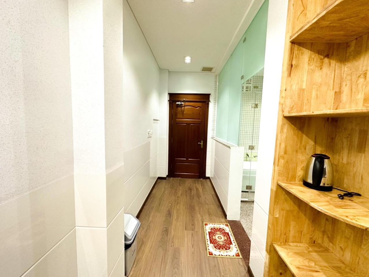 Nhan Tay 2 Hotel Can Tho Exterior photo