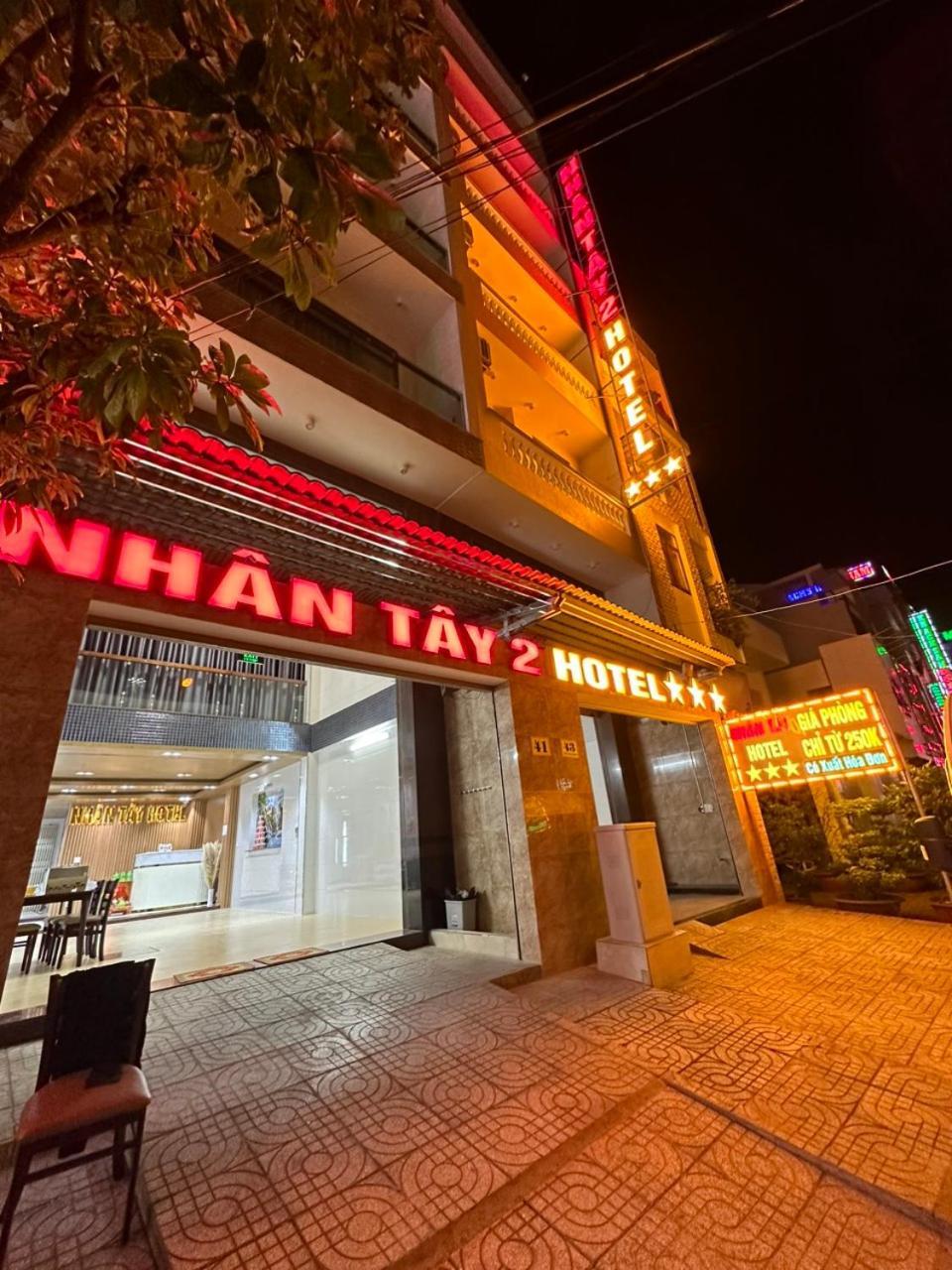 Nhan Tay 2 Hotel Can Tho Exterior photo